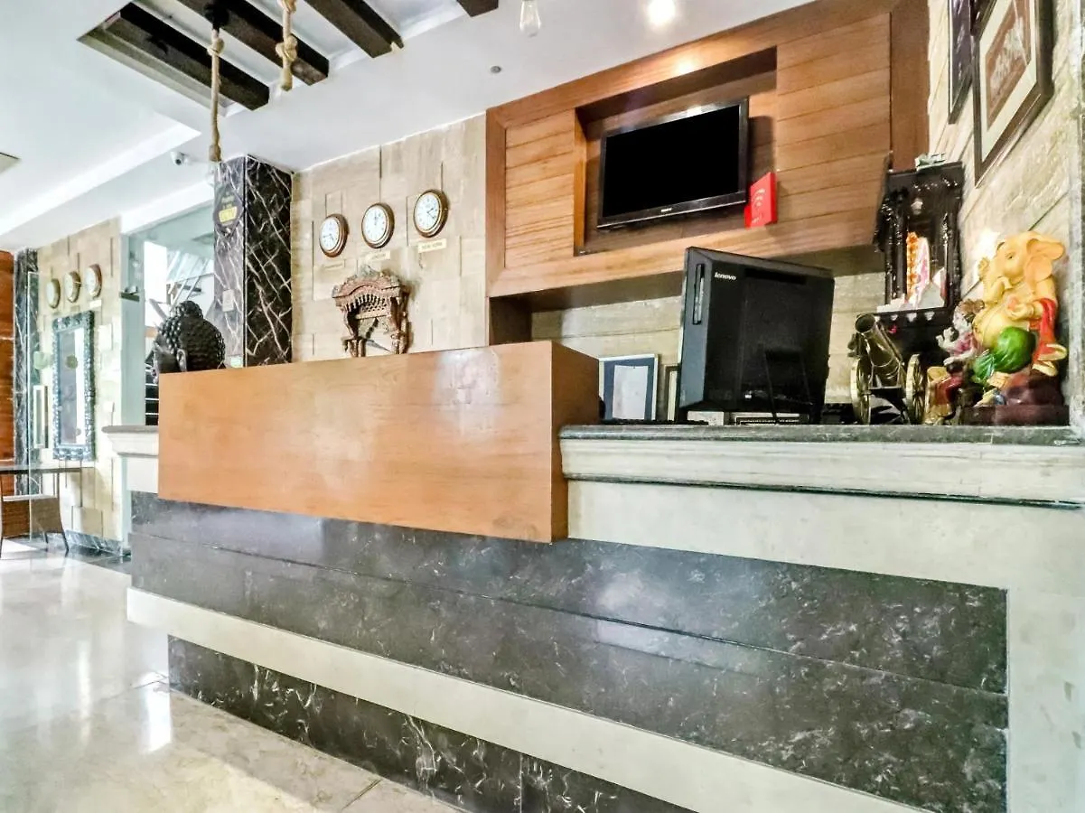 Oyo 22833 Laalmati Castle Hotell Agra