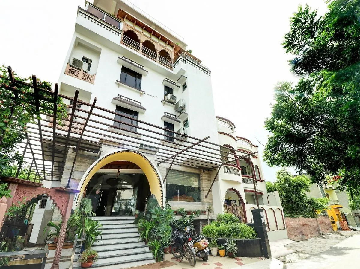Oyo 22833 Laalmati Castle Hotell Agra