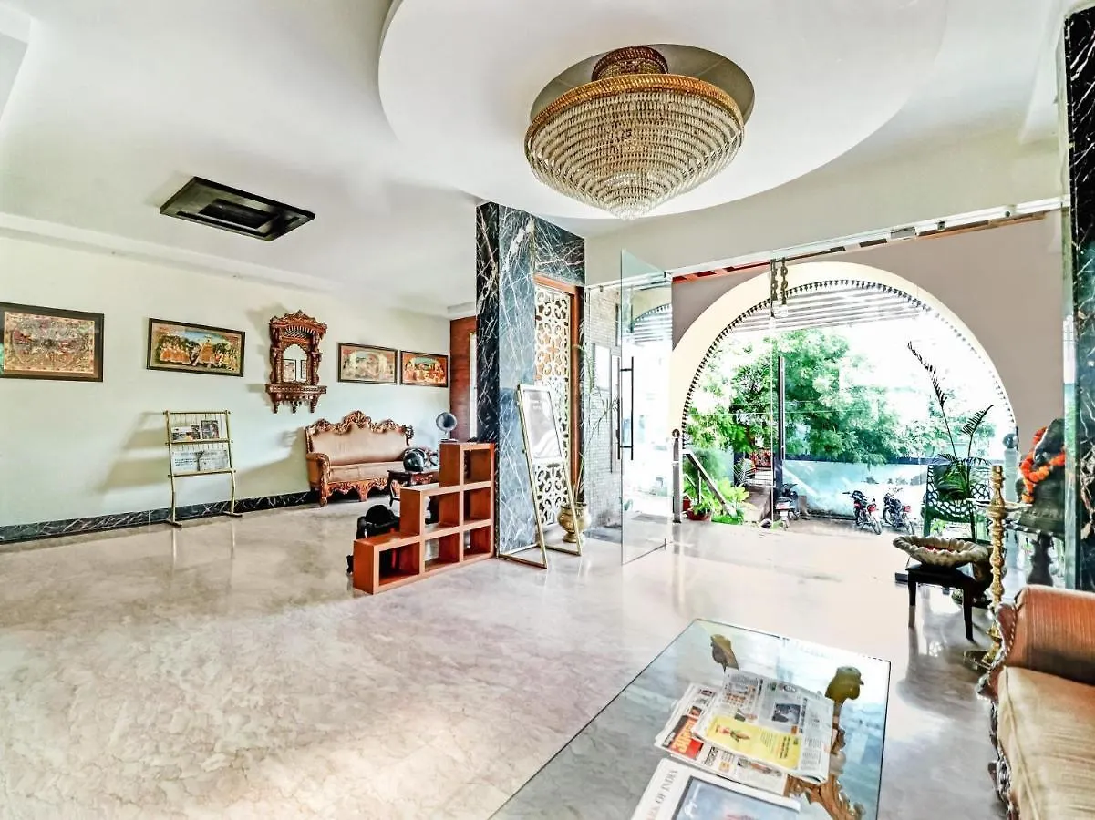 Oyo 22833 Laalmati Castle Hotell Agra  Agra (Uttar Pradesh)