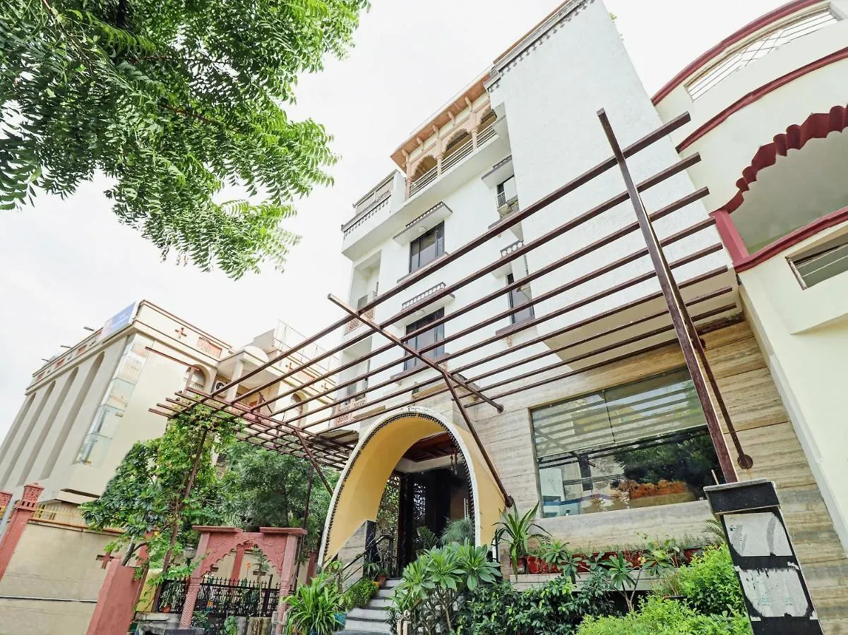 Oyo 22833 Laalmati Castle Hotell Agra  3*, Agra (Uttar Pradesh)
